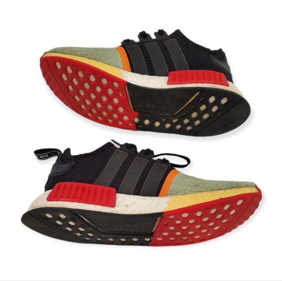 Adidas youth NMD R1 size 5.5 color black/multicolored - Picture 3 of 5